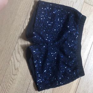FREE🧚🏼♀️Joe fresh sequence shorts